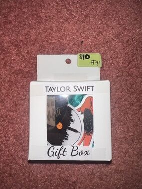 Taylor Swift Mystery gift box